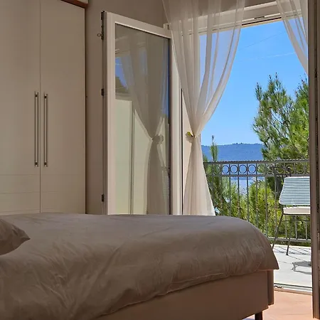 Apartment Luce I Frane Viganj
