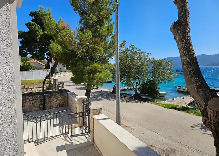 Luce I Frane Apartment *